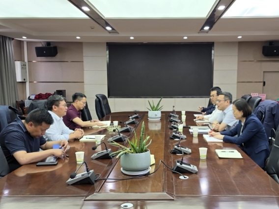 张治国赴在藏项目调研并开展相关活动